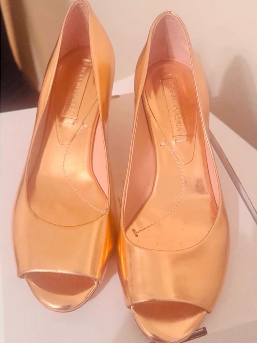 BCBGMaxAzria Mirror Metallic Rose Gold Peep Toe Heels, Size 6B, NWOB